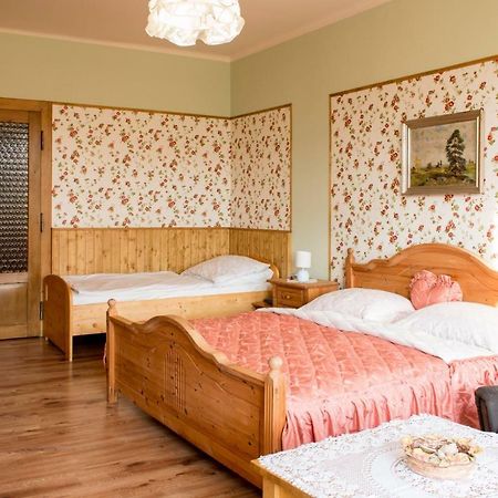 Ria Apartment Vyhlidka 卡罗维发利 外观 照片